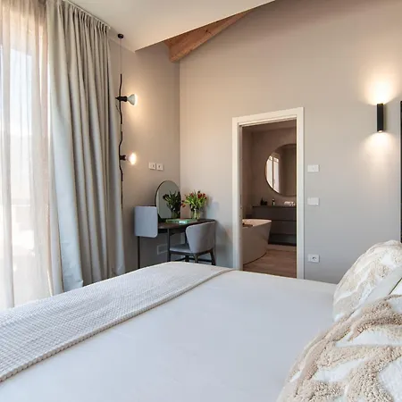 Dorato Luxury & - View Aparthotel Colico