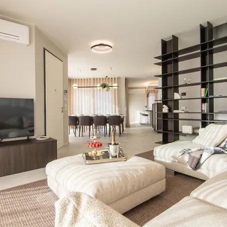 Dorato Luxury & - View Колико