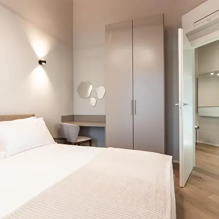 Dorato Luxury & - View