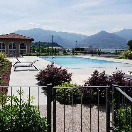 Dorato Luxury & - View *